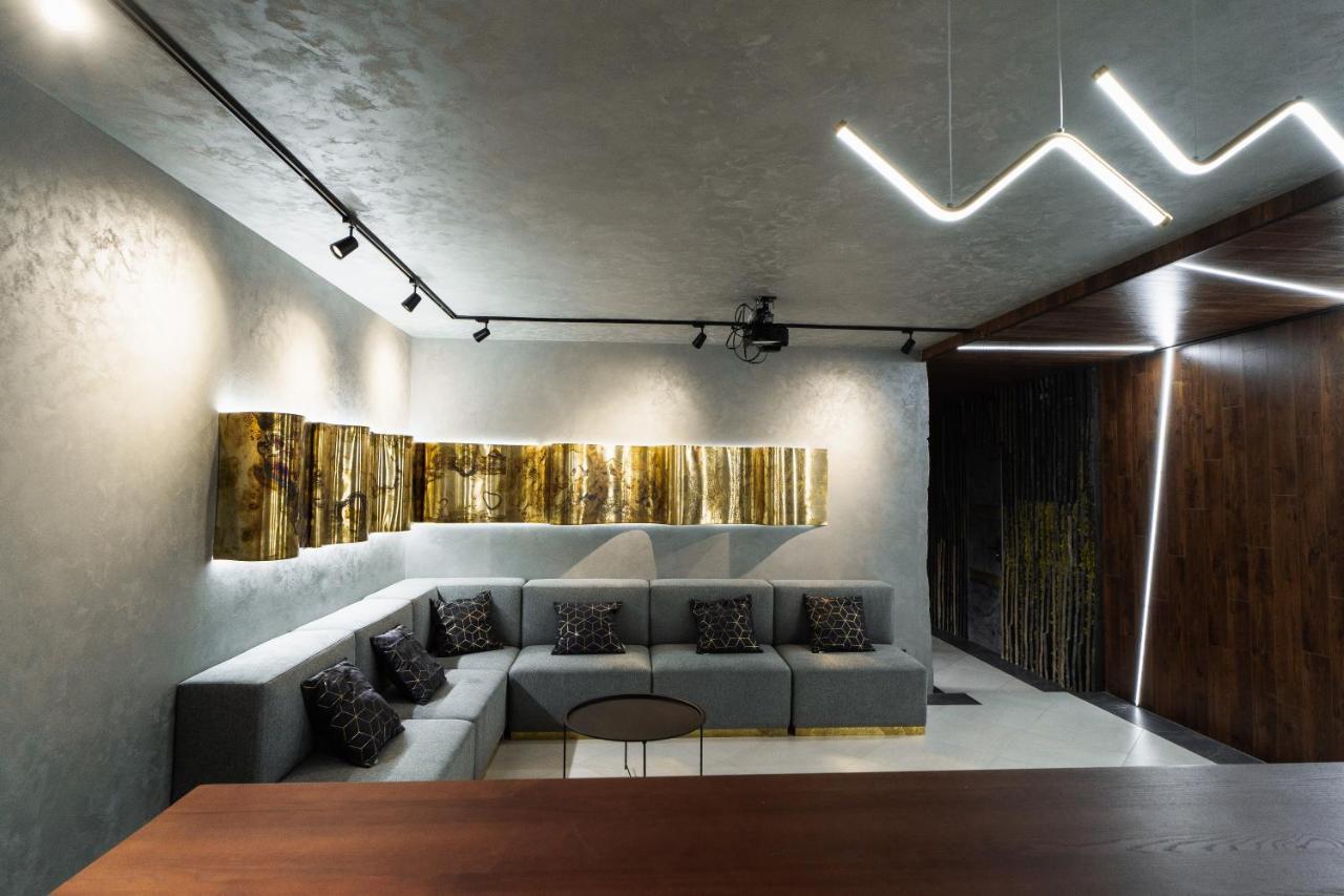 Sofa Boutique Hotel&SPA Soumy Extérieur photo