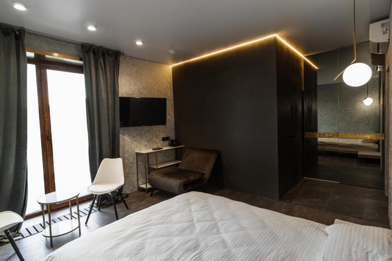 Sofa Boutique Hotel&SPA Soumy Extérieur photo